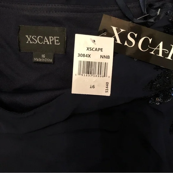 NWT XScape Chiffon Overlay Beaded Sleeve Cocktail Dress Size 16 Navy - Picture 7 of 11